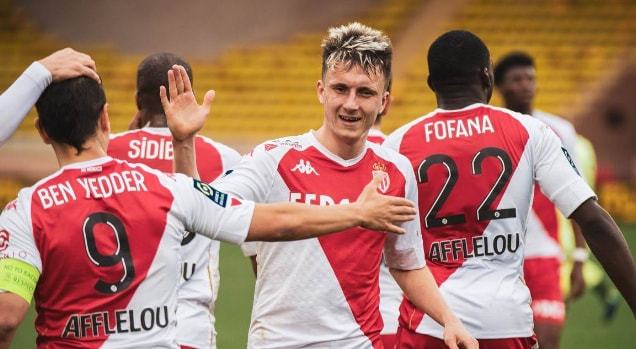 与此同时 与此同时